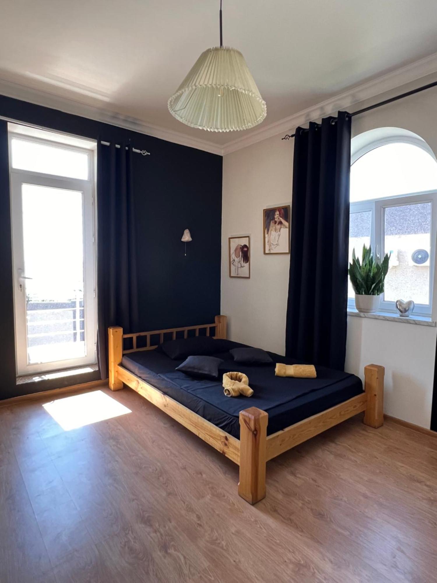 Yerevan Modern Holiday Apartment Bagian luar foto