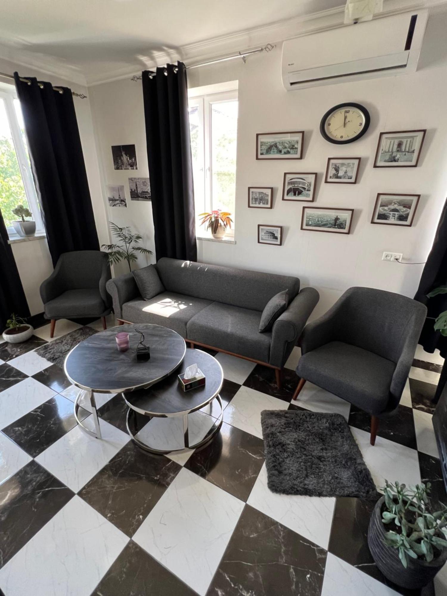 Yerevan Modern Holiday Apartment Bagian luar foto